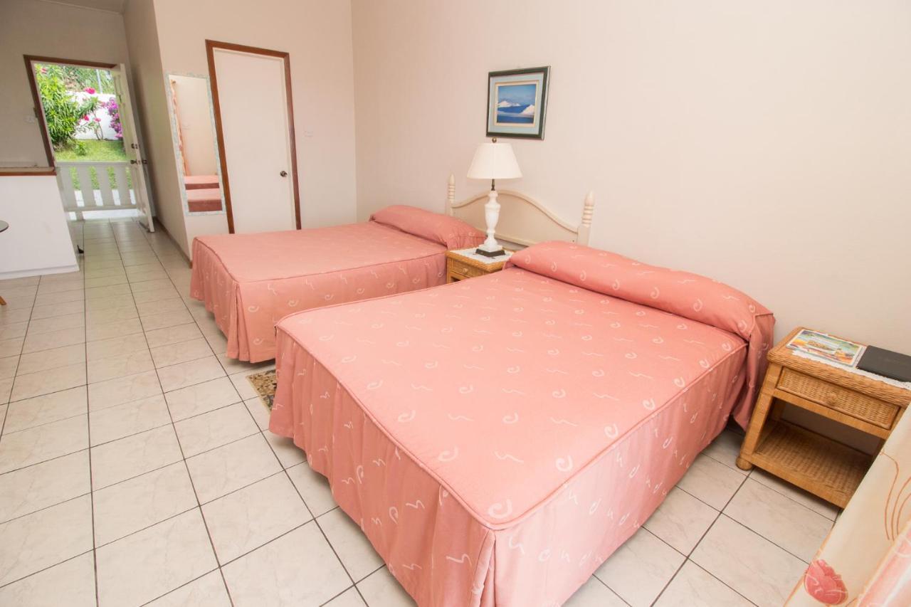 Rosewood Apartment Hotel Arnos Vale Екстер'єр фото